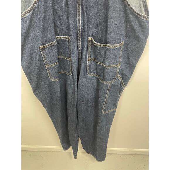 NWT Old Navy Women’s Plus Size 26 Denim Overalls Medium Wash Adjustable Straps - Picture 13 of 16